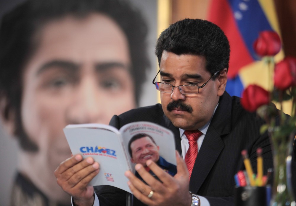 Convocatoria del Presidente Nicolás Maduro a Plenaria Nacional del Consejo Presidencial de Gobierno Popular con las Comunas en el marco del lanzamiento del sacudón revolucionario